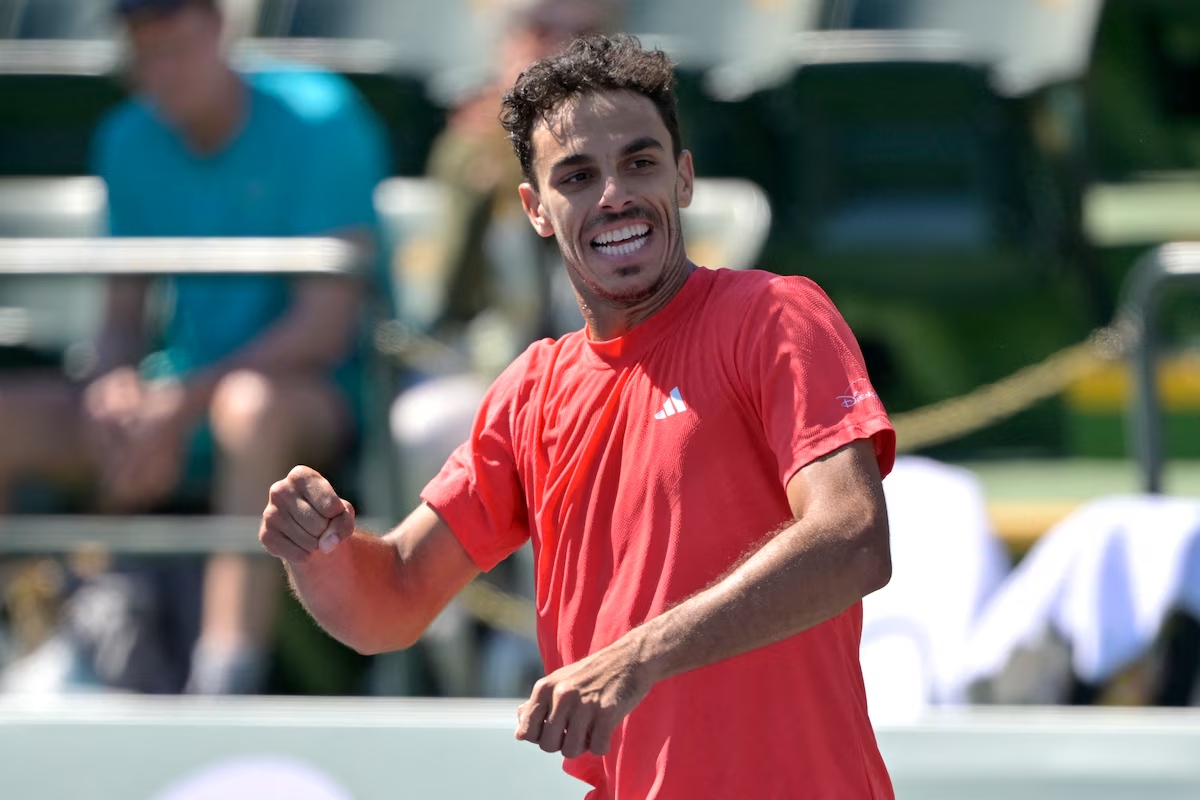 Francisco Cerúndolo dio el batacazo, eliminó al número diez del mundo y pasó a cuartos de Indian Wells