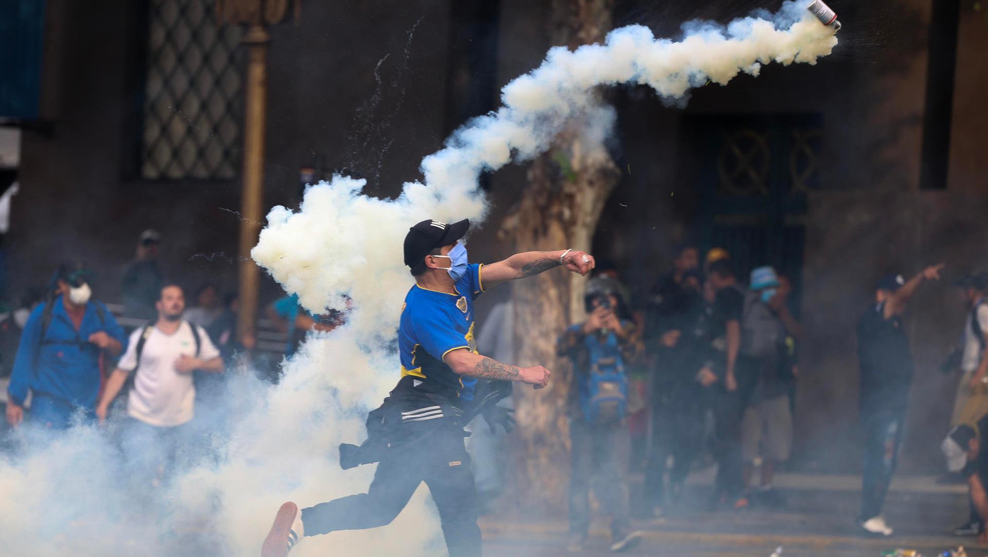 El Gobierno acusa de sedición a los detenidos en la protesta de los barras y pide apartar a la jueza Andrade