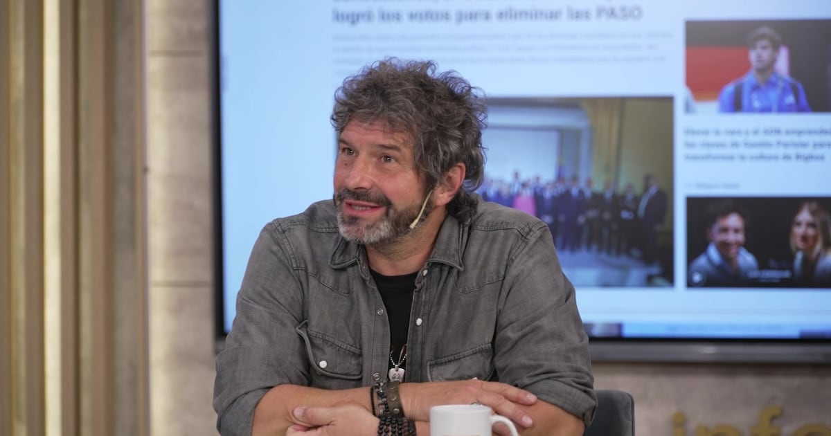 Iván Noble rescata del cajón las canciones que se le habían quedado en el tintero y las vuelve a la calle