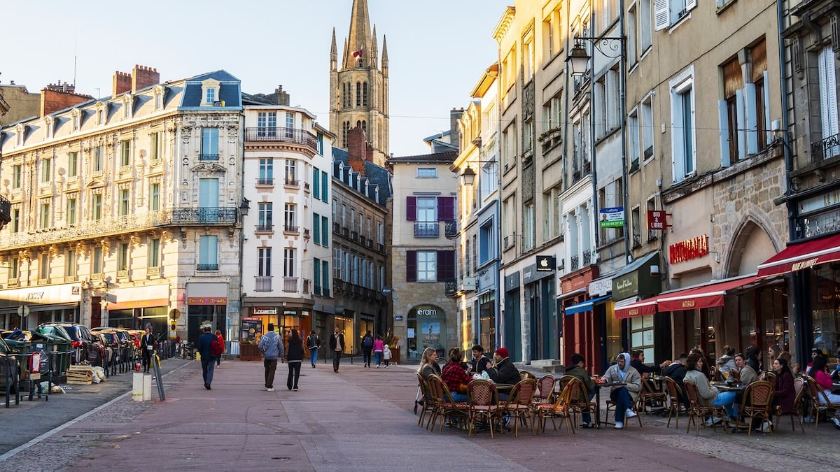 Limoges, la ciudad francesa donde el esmalte y la porcelana siguen vivos después de mil años