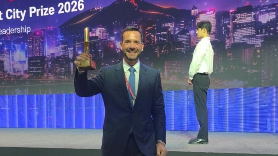 Escobar le mete IA a todo y se trae un premio de Corea del Sur