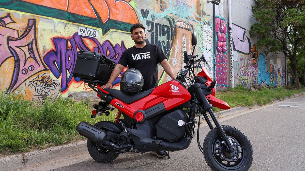 Venderlo todo, subirse a una moto y no mirar el reloj: Nicolás, de Neuquén a Alaska