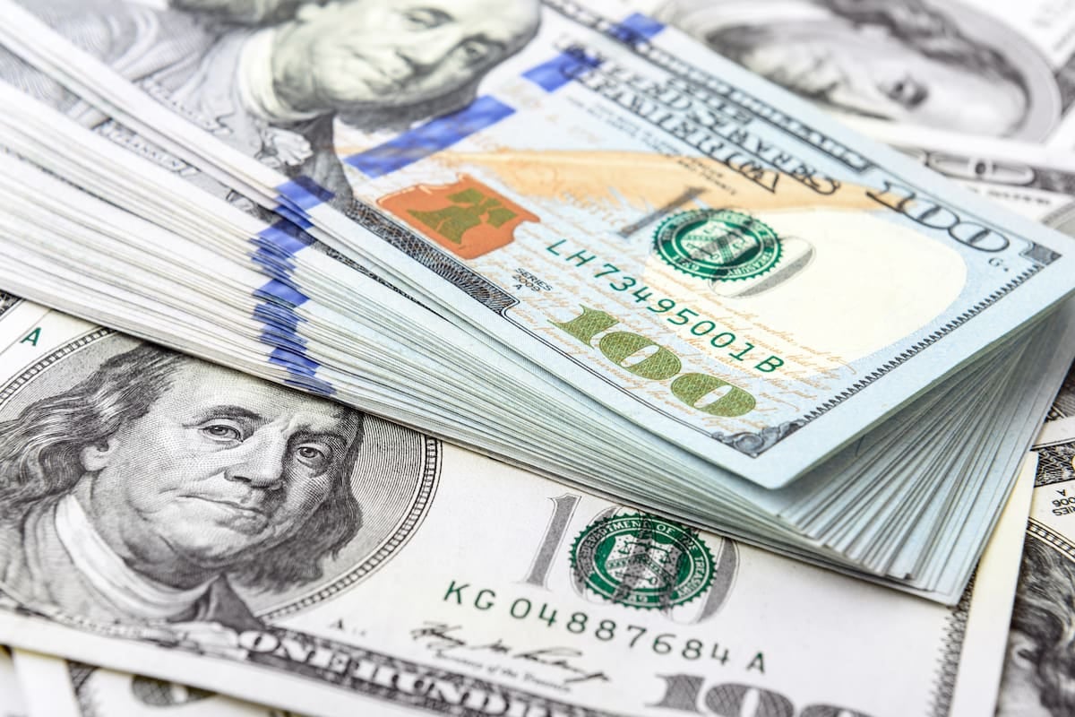 El dólar vuelve a la pizarra sin movimientos y la inflación porteña deja señales mixtas