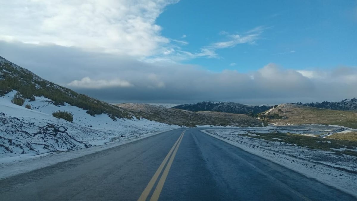 La cordillera neuquina se abre paso entre hielo y neblina: qué hay que saber antes de cruzar a Chile este lunes