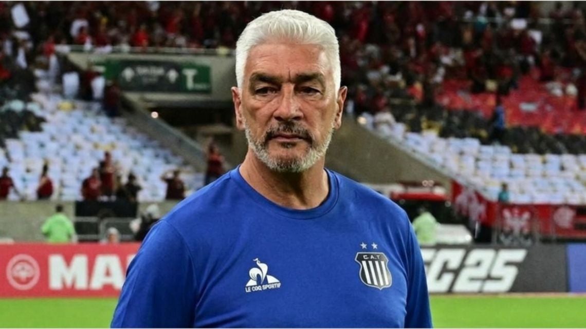Talleres se quedó con las manos vacías en La Bombonera y De Felippe les contestó a todos los que le cuestionan el equipo