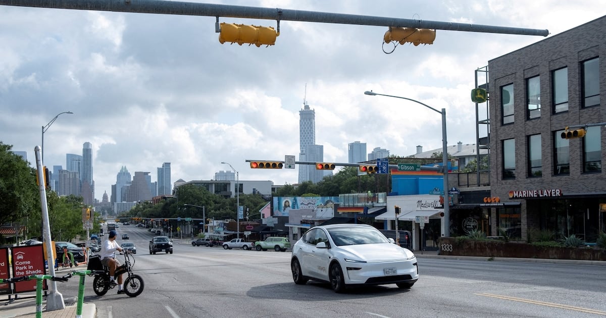 Robotaxis: cuando la ausencia de ley federal se transforma en un Frankenstein regulatorio ciudad por ciudad