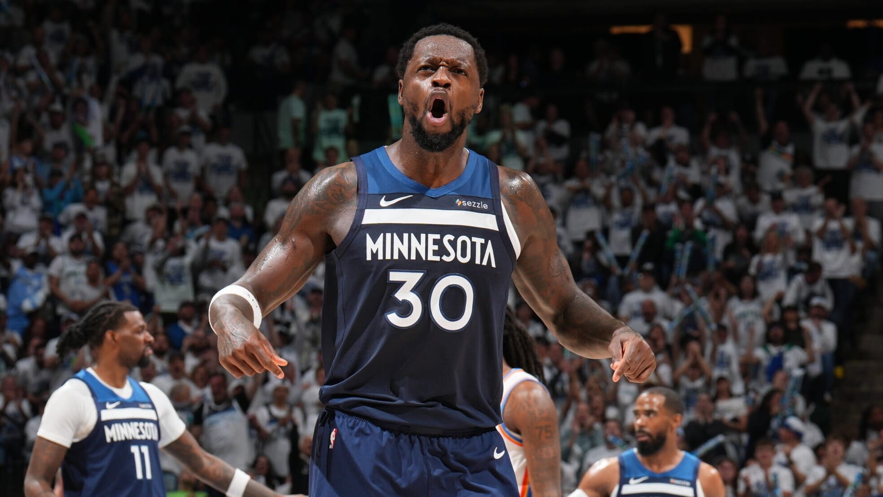 La NBA abre la puerta y deja afuera aseveral heavyweight