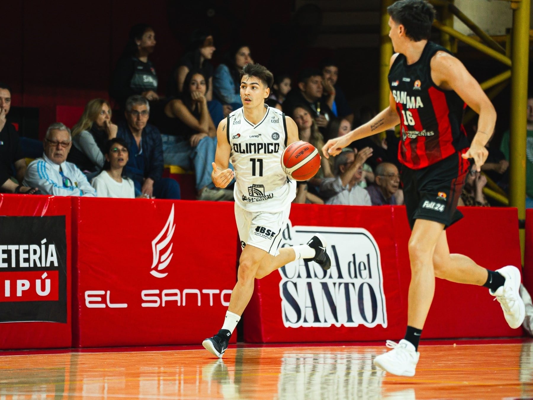 Olímpico pasó por encima de San Martín en Corrientes y estira un momento que ilusiona al hincha