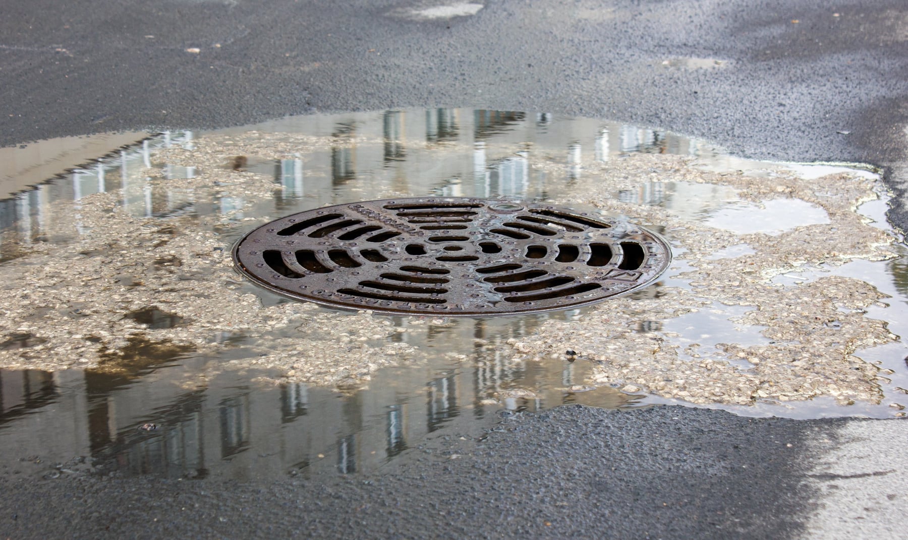 Neuquén se prepara para nuevas tormentas: clave para evitar que el agua bloquee las calles