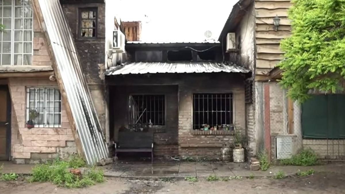 Una vela encendida, una casa en llamas y una familia neuquina que se salvó de milagro