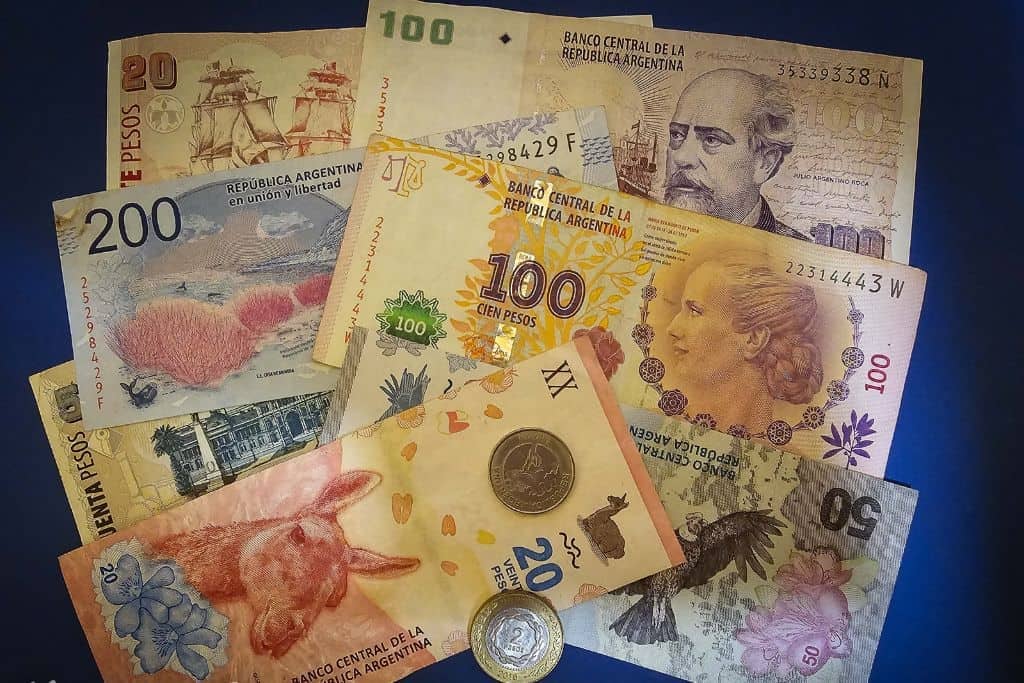 El dólar oficial abre sin cambios y la inflación mensual alcanza el 1,9%