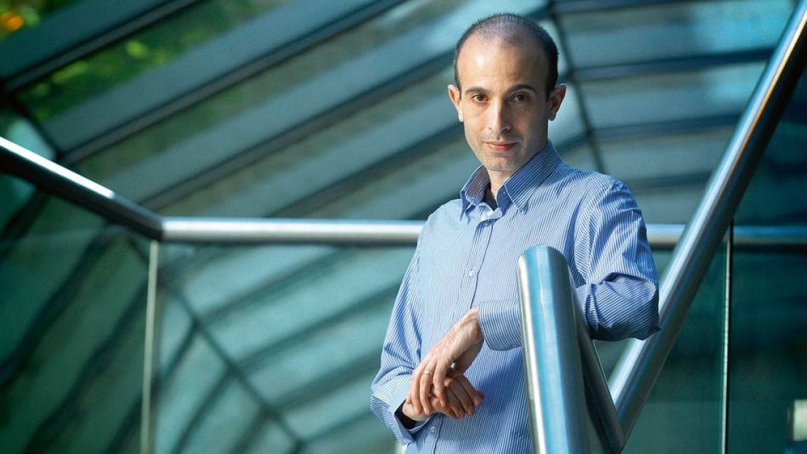 Harari advierte que la IA podría diseñar un sistema financiero que no entendamos